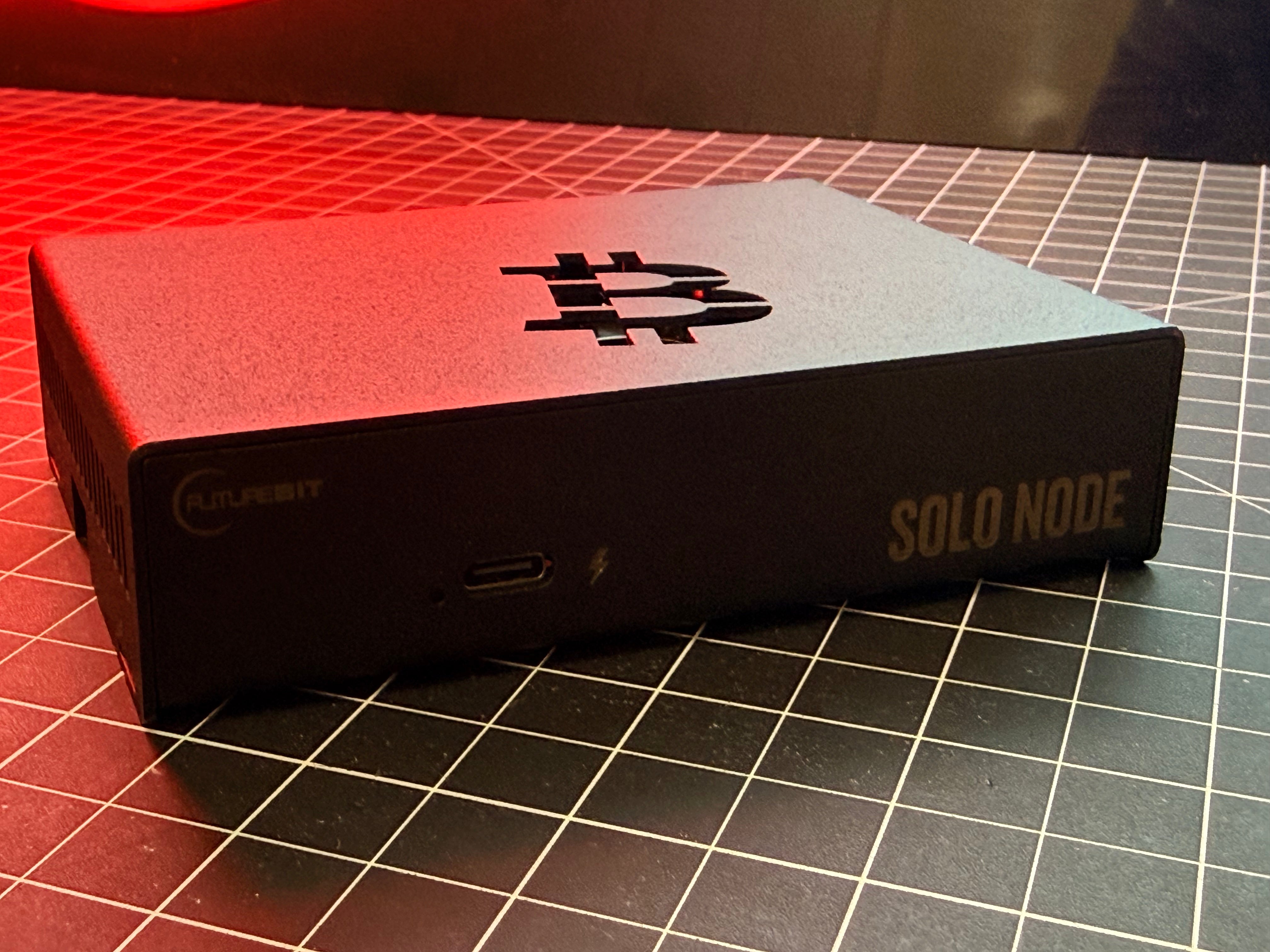 Solo Node - Powerful Bitcoin Stratum Solo Server and ARM Desktop Computer - Ships in 1 -2 Weeks!